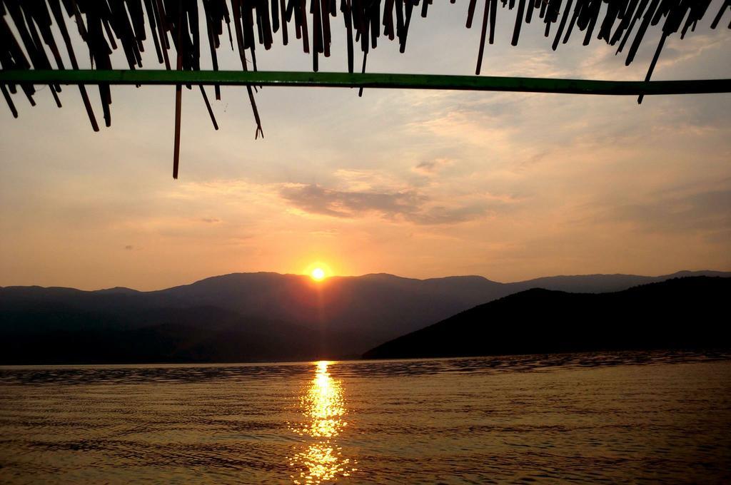 Sunrise Apartments And Studios Dojran Luaran gambar